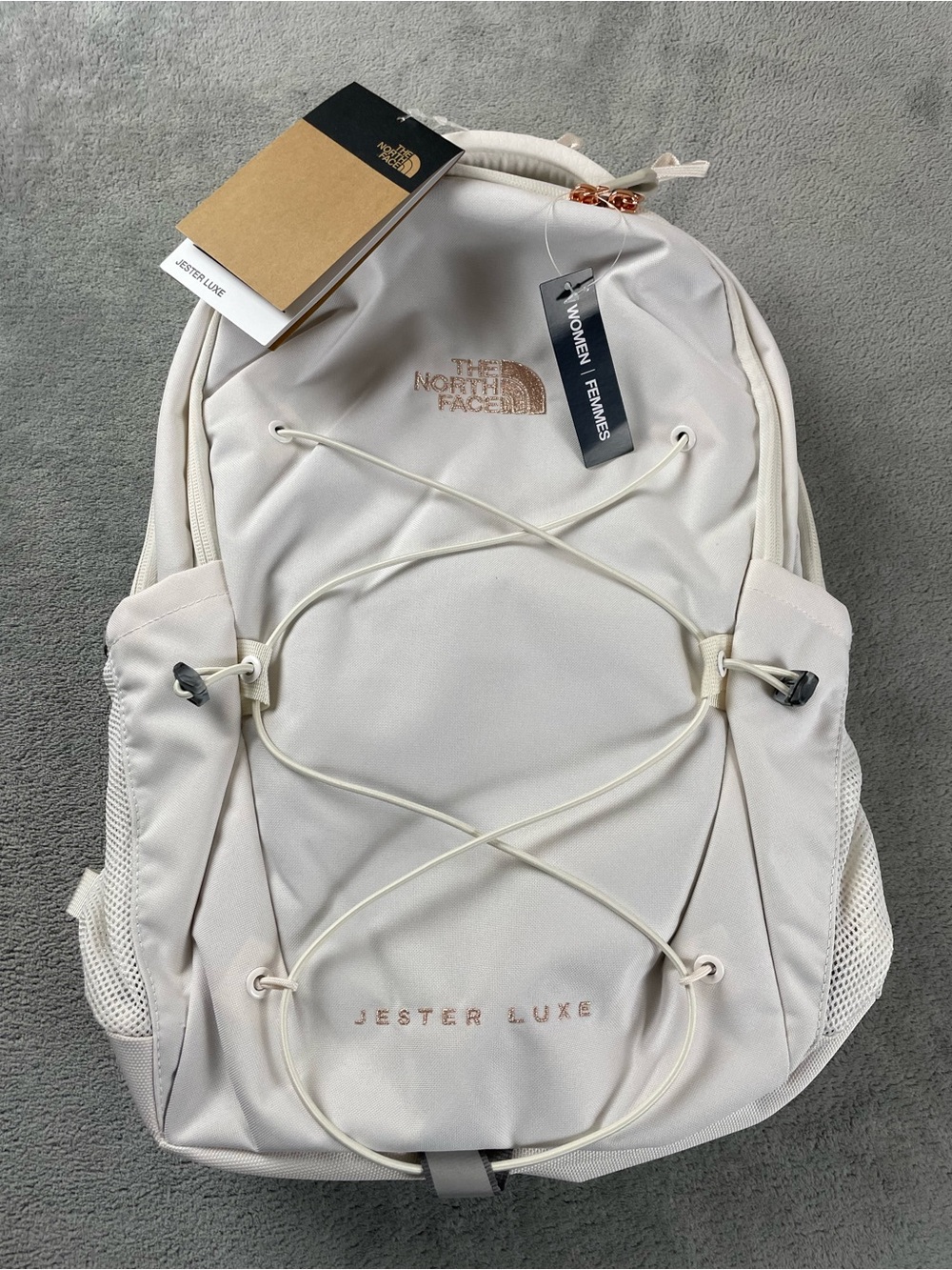 The North Face Jester Luxe Women's Backpack in White with Rose Gold 27L NWT New